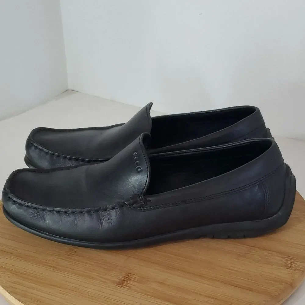 Ecco Men's Classic Black Leather Slip-Ons EU 42 Extra Width